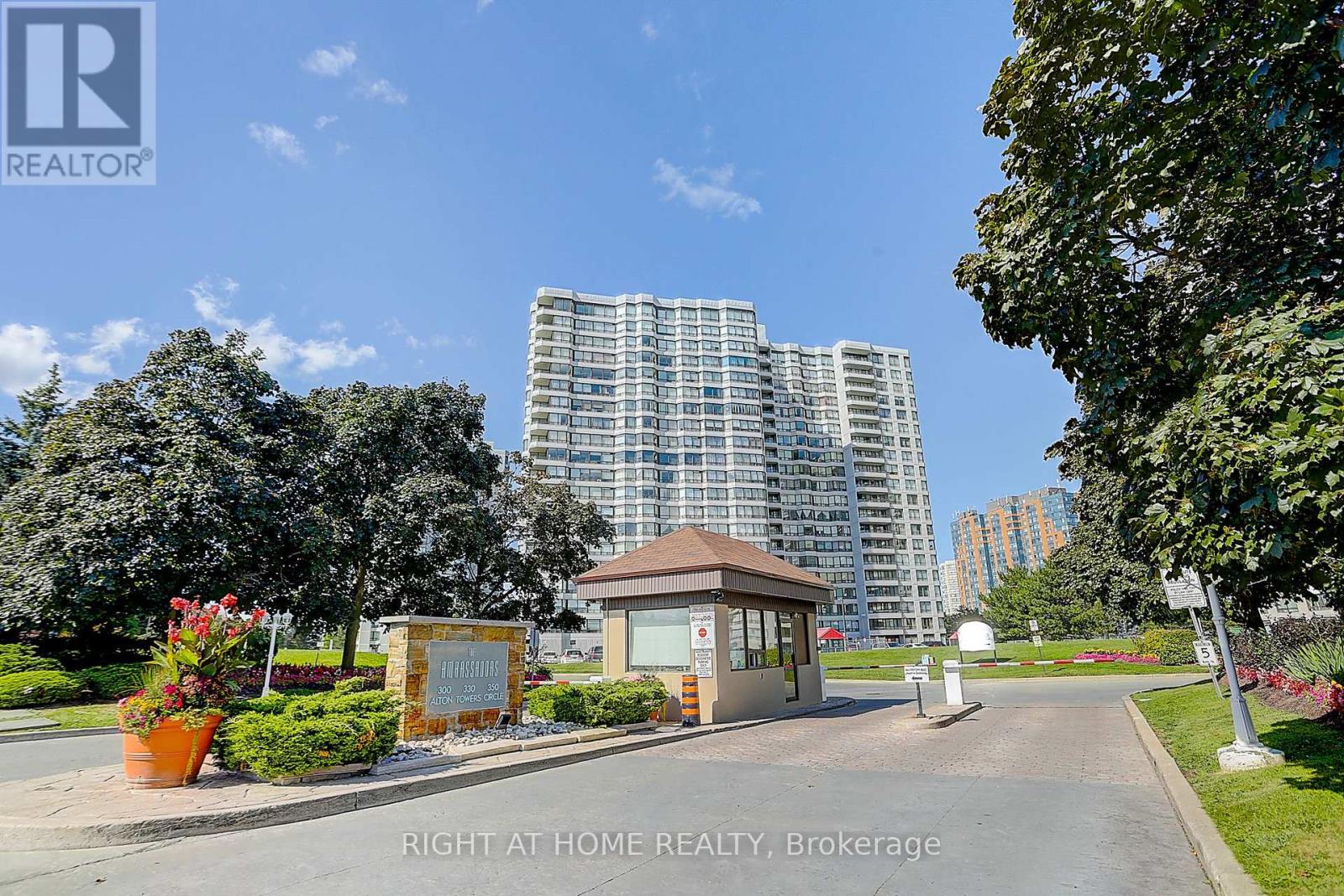 1807 - 300 ALTON TOWERS CIRCLE, Toronto, Ontario