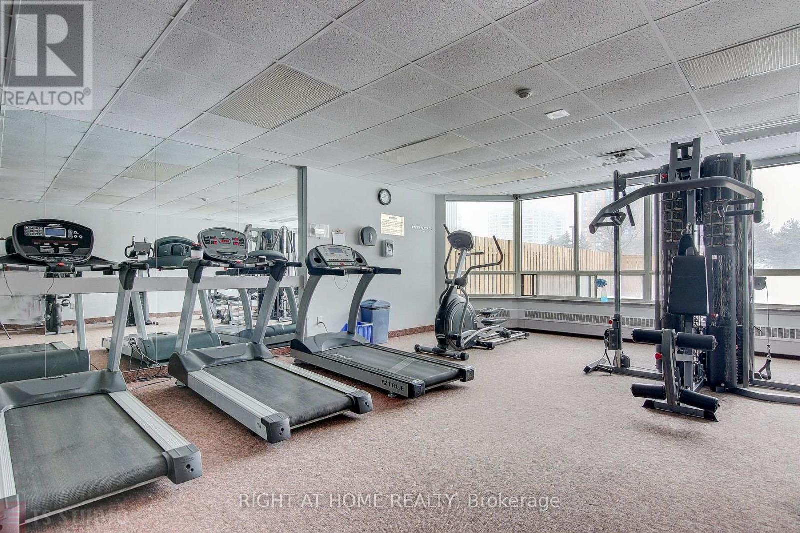 1807 - 300 Alton Towers Circle, Toronto, Ontario  M1V 4X9 - Photo 10 - E12565894