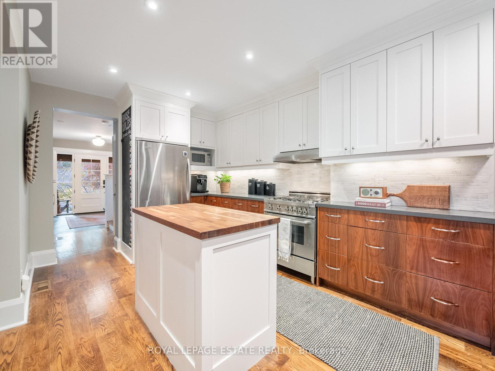 101 Neville Park Boulevard, Toronto, Ontario  M4E 3P7 - Photo 17 - E12565952