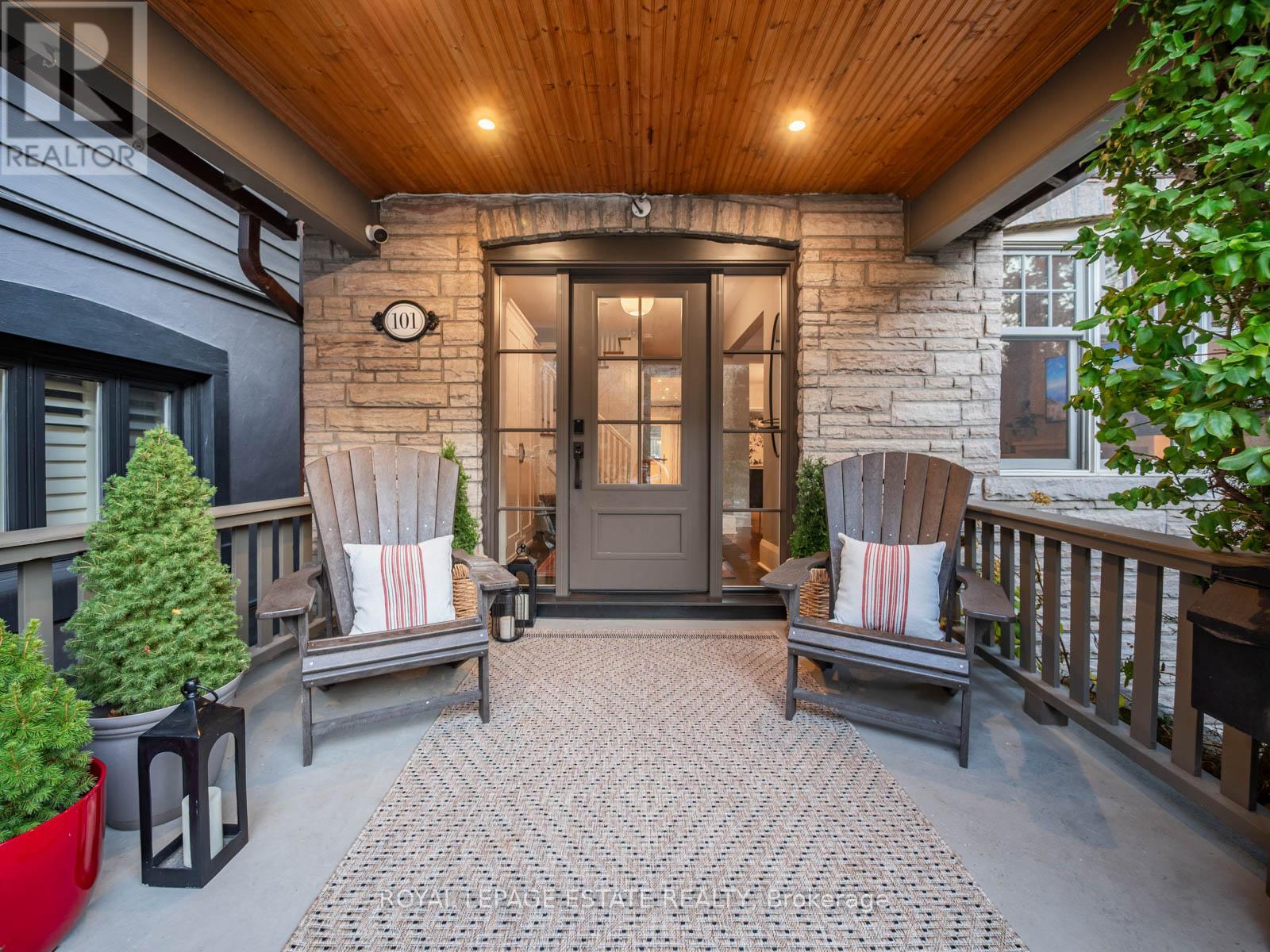 101 Neville Park Boulevard, Toronto, Ontario  M4E 3P7 - Photo 2 - E12565952