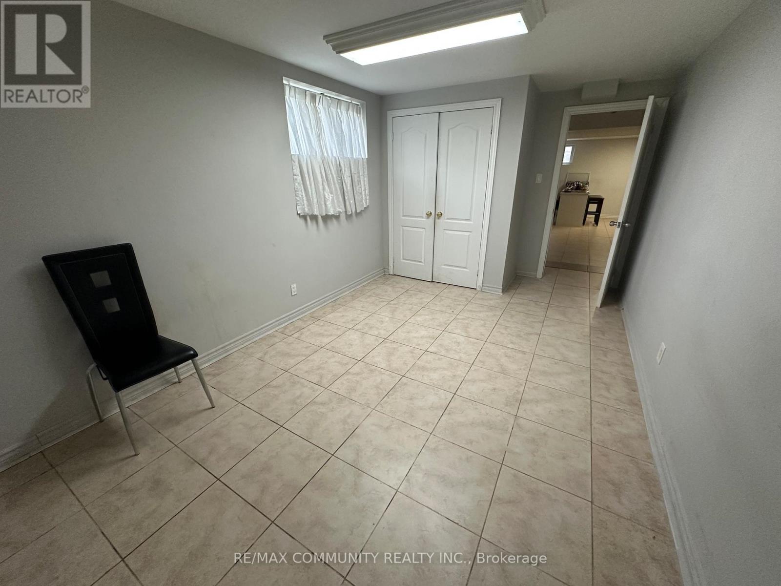 9 Valmount Avenue, Toronto, Ontario  M1C 1P3 - Photo 25 - E12554152