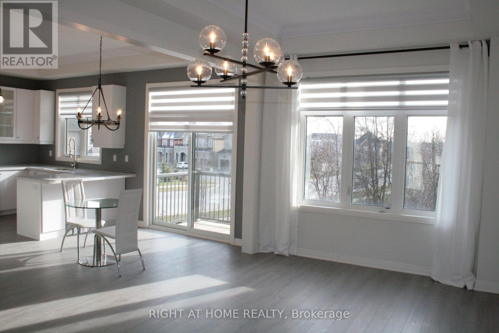 206 Arianna Crescent, Vaughan, Ontario  L6A 4Z9 - Photo 10 - N12565912