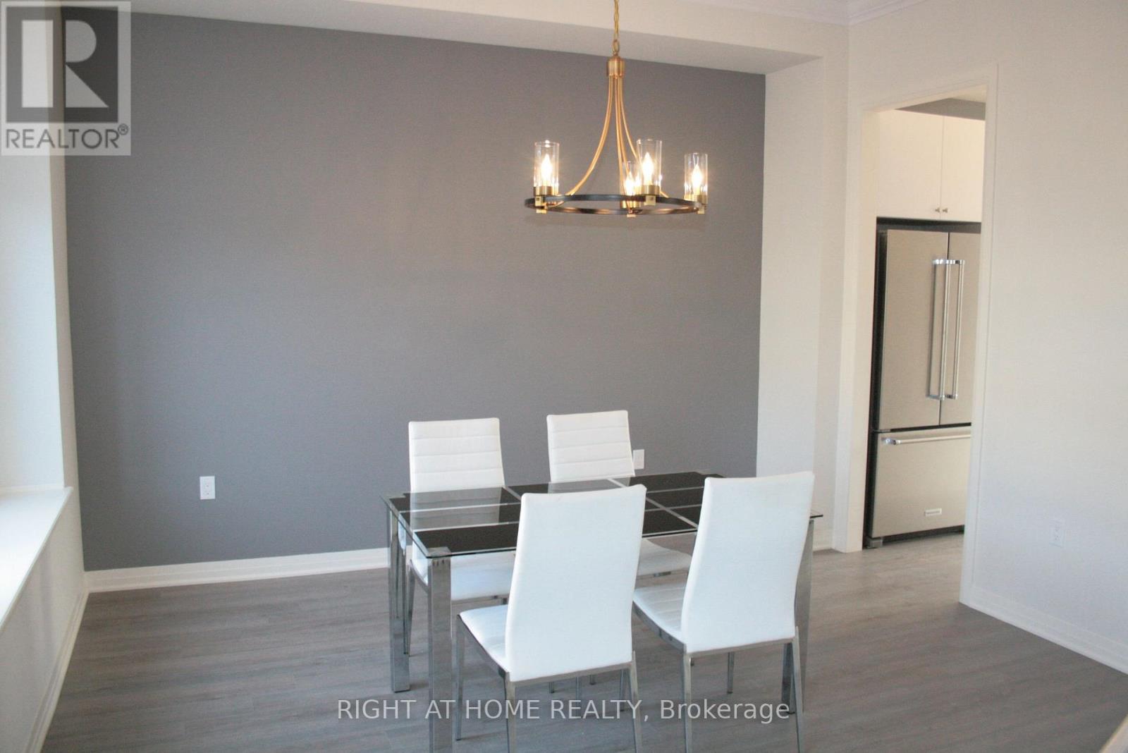 206 Arianna Crescent, Vaughan, Ontario  L6A 4Z9 - Photo 5 - N12565912