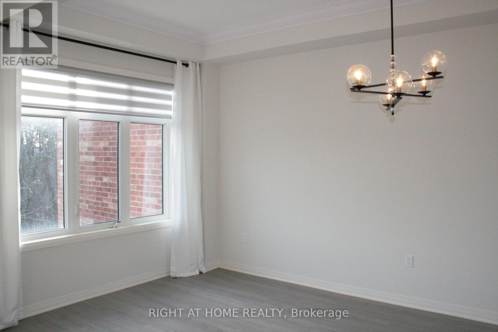 206 Arianna Crescent, Vaughan, Ontario  L6A 4Z9 - Photo 8 - N12565912