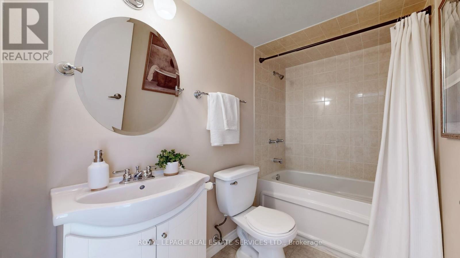 1510 - 7420 Bathurst Street, Vaughan, Ontario  L4J 6X4 - Photo 19 - N12565960