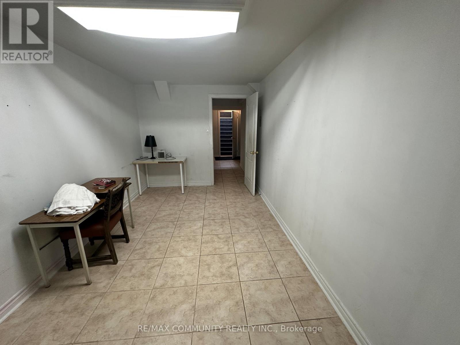 9 Valmount Avenue, Toronto, Ontario  M1C 1P3 - Photo 30 - E12554152