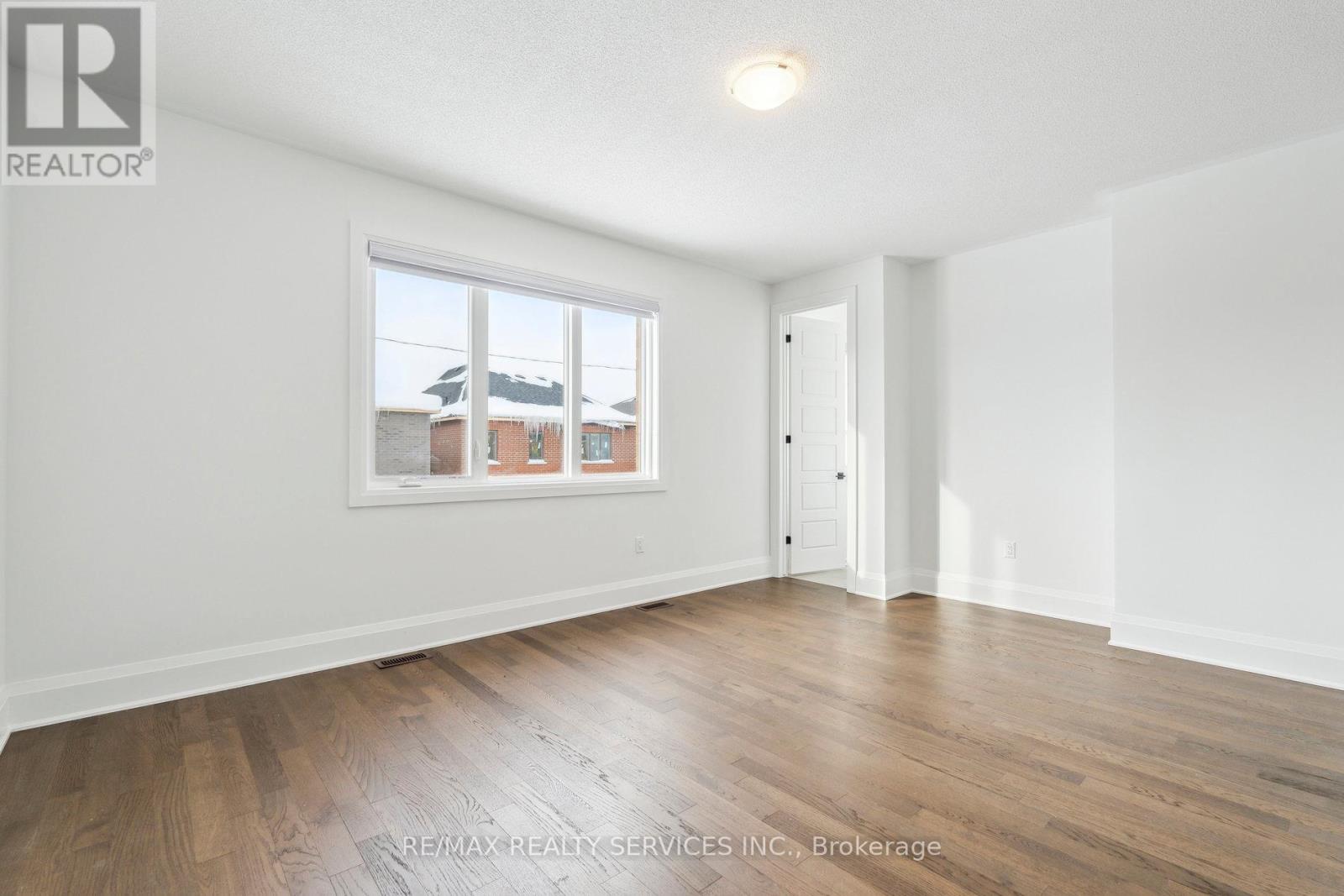 36 Betterridge Trail, Barrie, Ontario  L9J 0Z6 - Photo 40 - S12559286