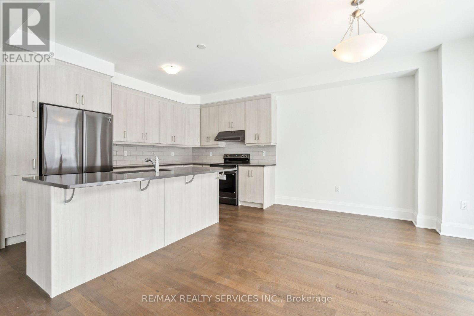 36 Betterridge Trail, Barrie, Ontario  L9J 0Z6 - Photo 21 - S12559286