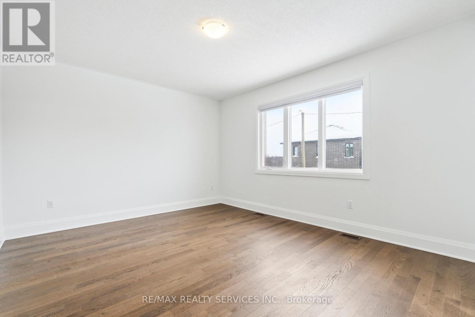 36 Betterridge Trail, Barrie, Ontario  L9J 0Z6 - Photo 38 - S12559286