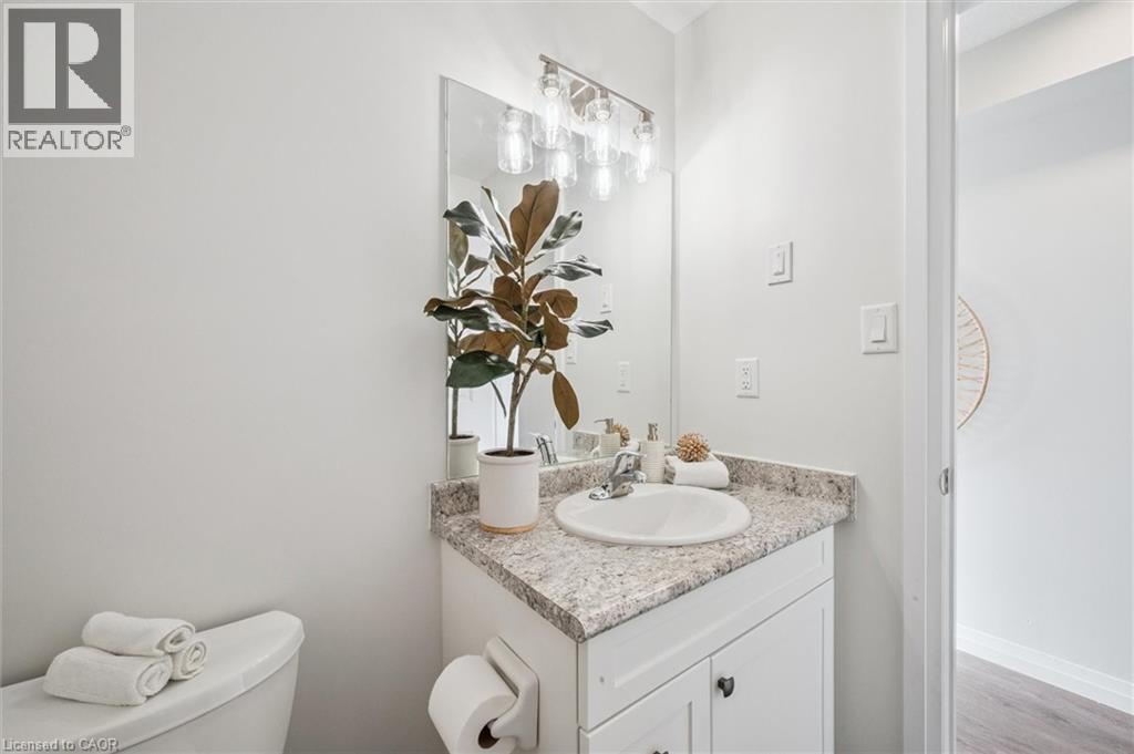 24 Morrison Road Unit# D9, Kitchener, Ontario  N2A 2W7 - Photo 7 - 40788083