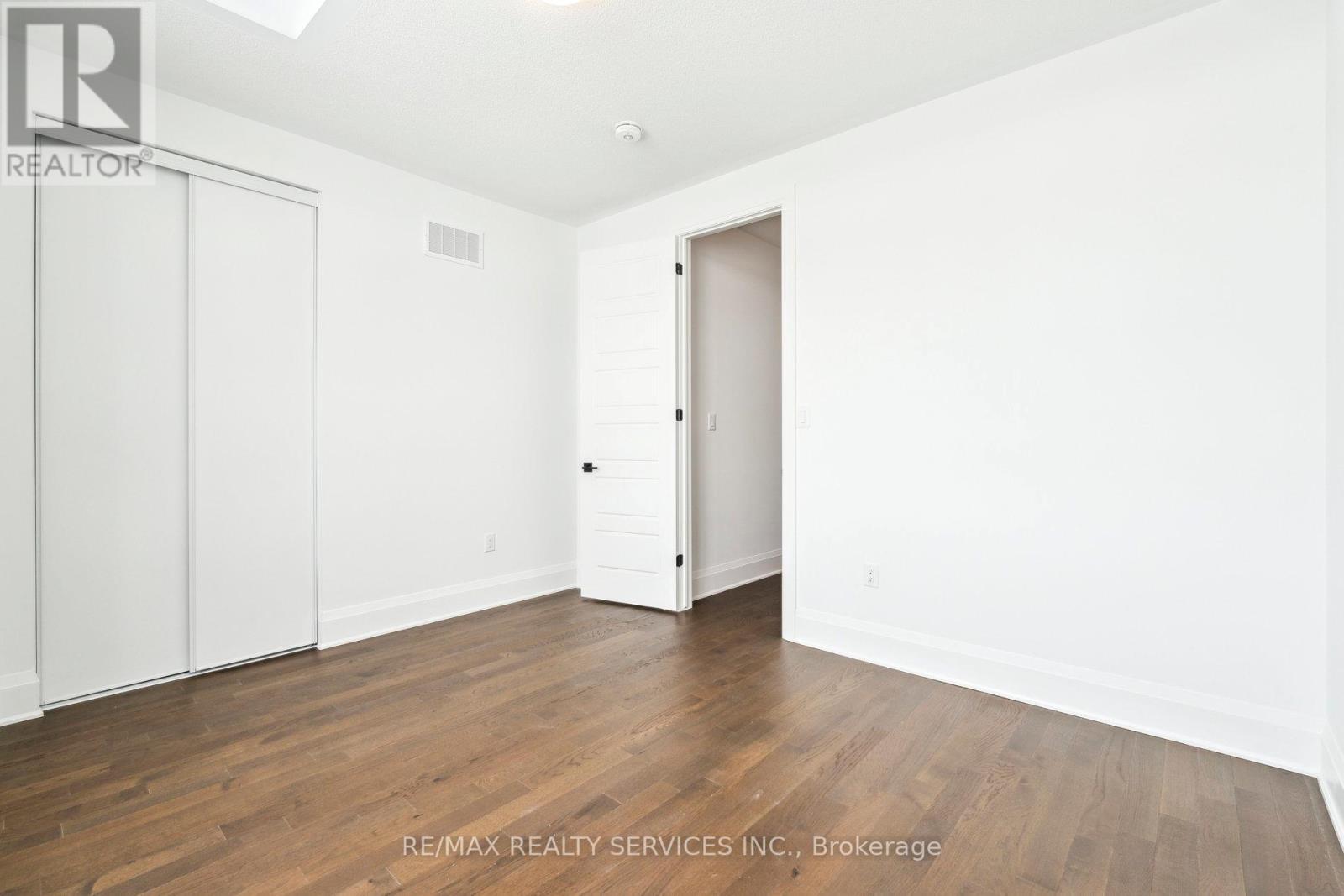 36 Betterridge Trail, Barrie, Ontario  L9J 0Z6 - Photo 31 - S12559286