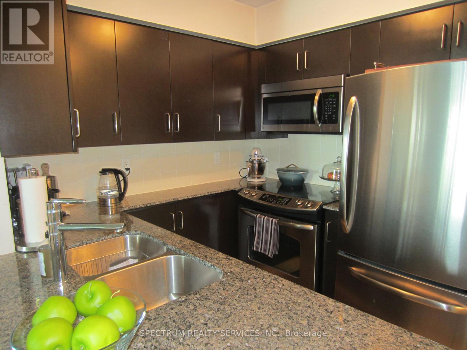 708 - 215 Sherway Gardens, Toronto, Ontario  M9C 0A4 - Photo 12 - W12565784