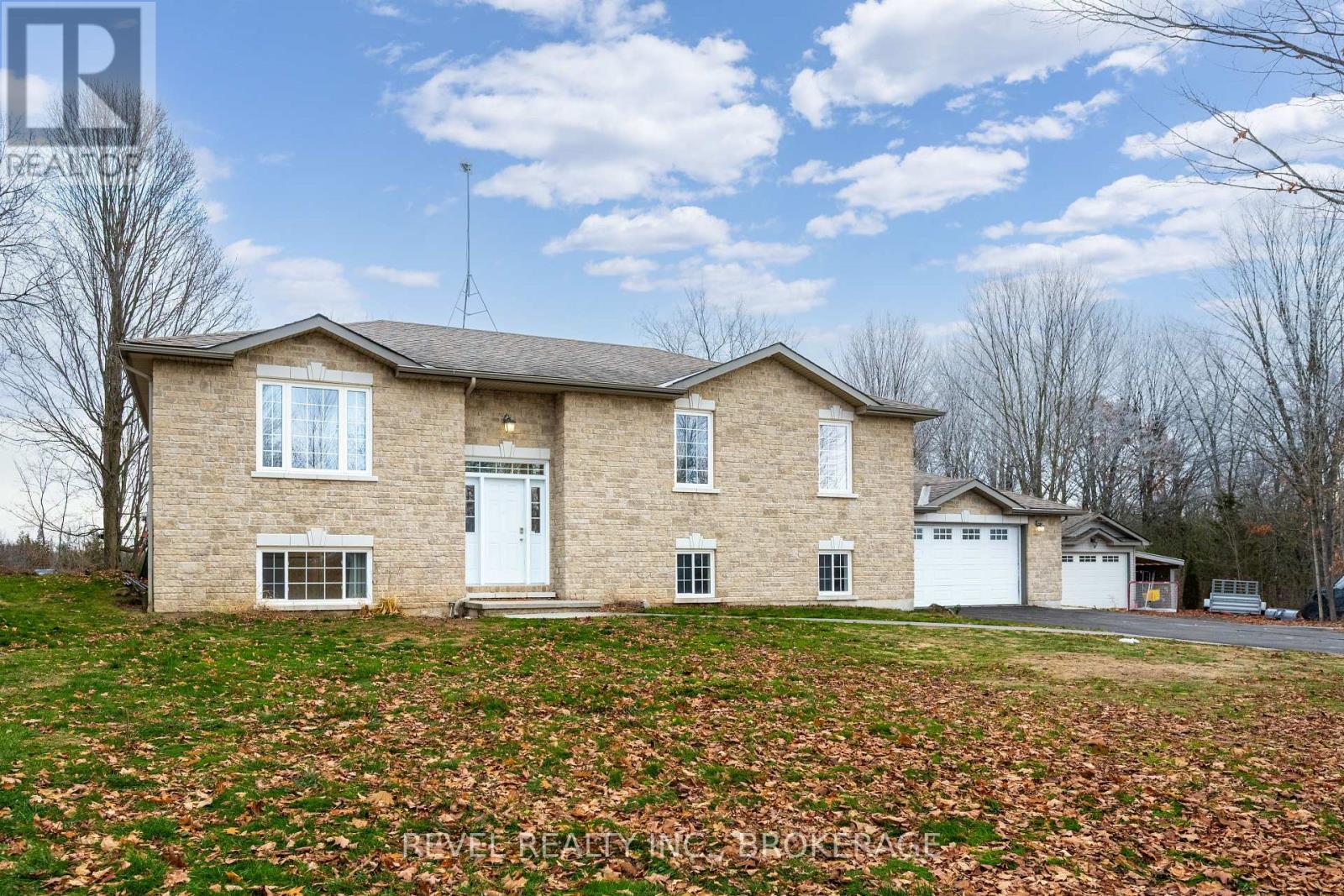 3826 Stage Coach Road, Frontenac, Ontario  K0H 2T0 - Photo 2 - X12566098