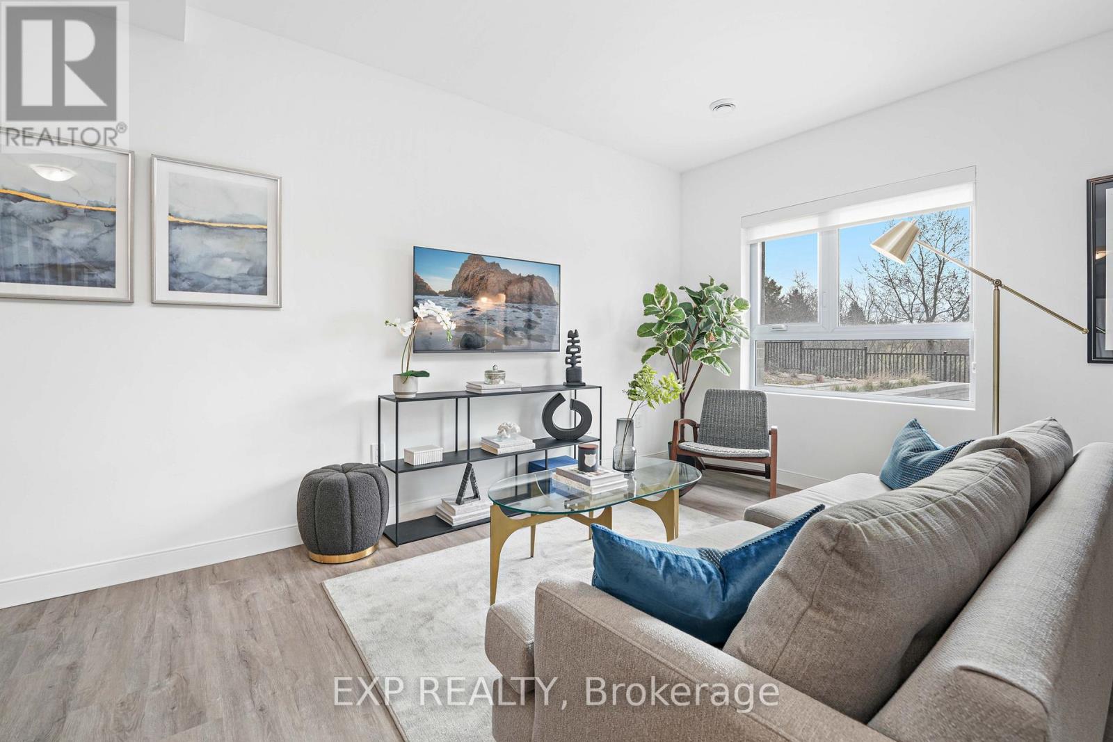 Th2 - 100 Manett Crescent, Brampton, Ontario  L6X 5R8 - Photo 4 - W12565852