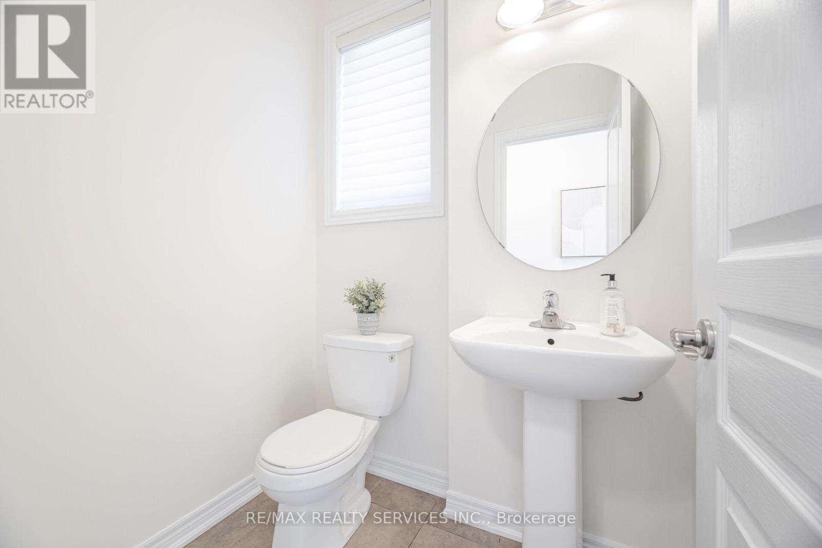 15 Vinewood Road, Caledon, Ontario  L7C 4A9 - Photo 26 - W12565856