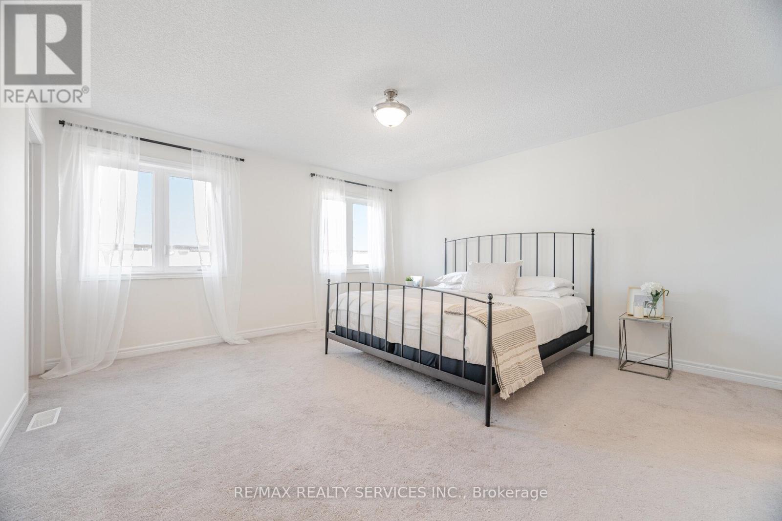 15 Vinewood Road, Caledon, Ontario  L7C 4A9 - Photo 29 - W12565856