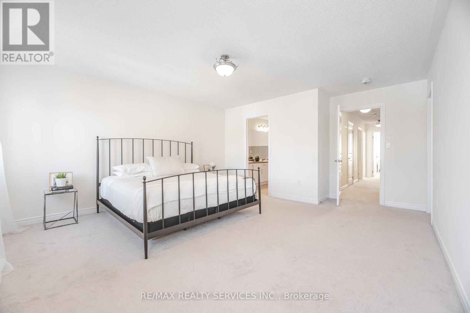 15 Vinewood Road, Caledon, Ontario  L7C 4A9 - Photo 30 - W12565856