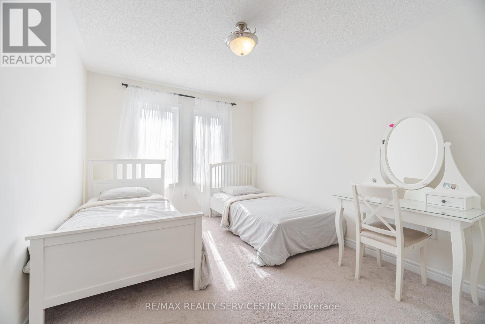 15 Vinewood Road, Caledon, Ontario  L7C 4A9 - Photo 39 - W12565856