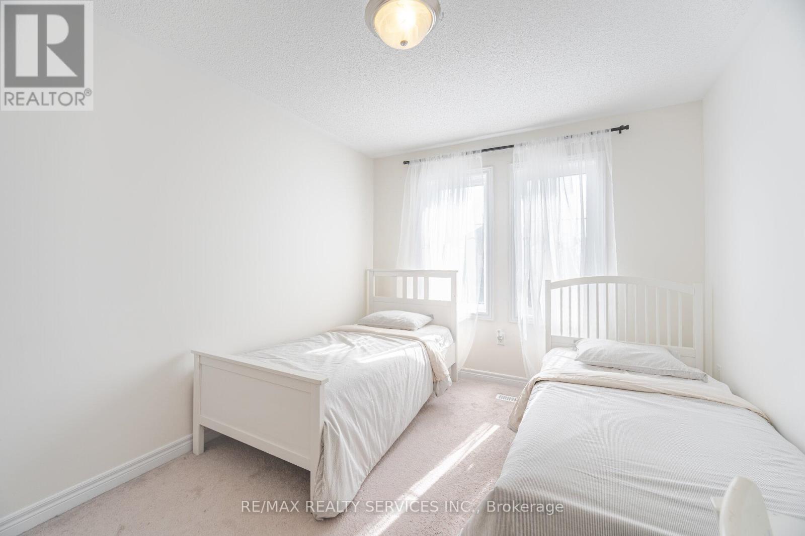 15 Vinewood Road, Caledon, Ontario  L7C 4A9 - Photo 40 - W12565856