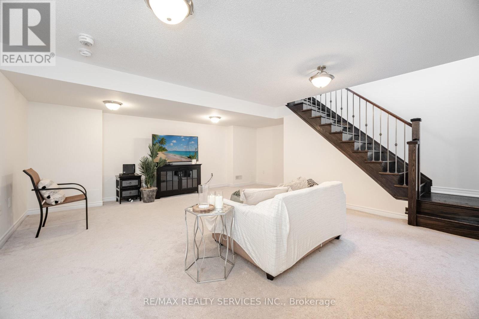 15 Vinewood Road, Caledon, Ontario  L7C 4A9 - Photo 44 - W12565856