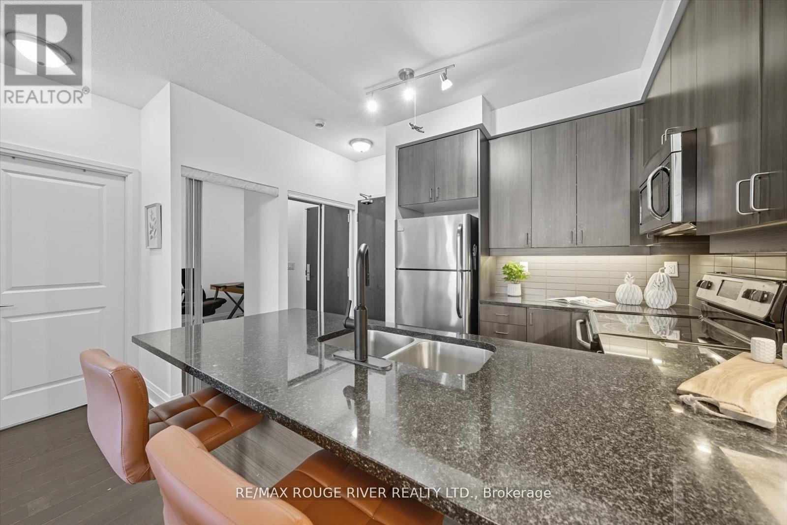 213 - 1185 The Queensway Avenue, Toronto, Ontario  M8Z 0C6 - Photo 6 - W12565870