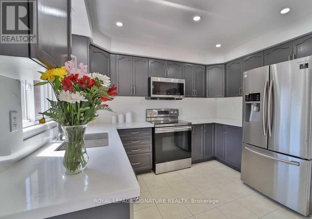 57 Mccrimmon Drive, Brampton, Ontario  L7A 2Z5 - Photo 23 - W12565886