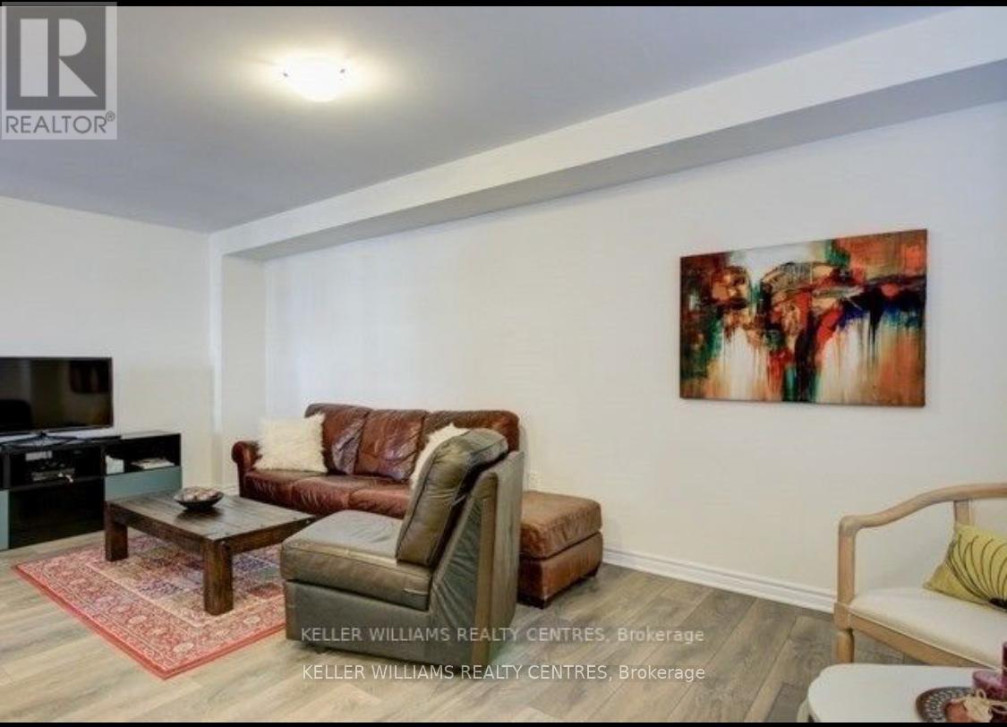 1570 Leblanc Court W, Milton, Ontario  L9E 0J4 - Photo 4 - W12565908