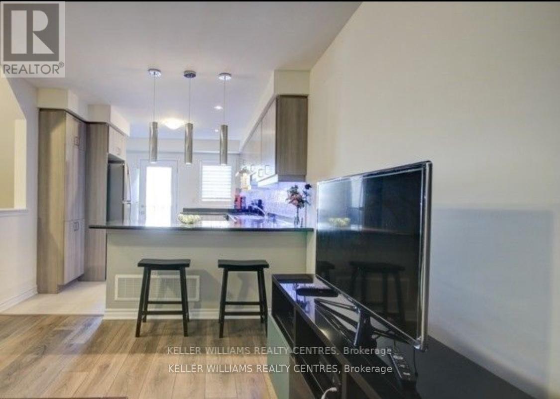 1570 Leblanc Court W, Milton, Ontario  L9E 0J4 - Photo 7 - W12565908