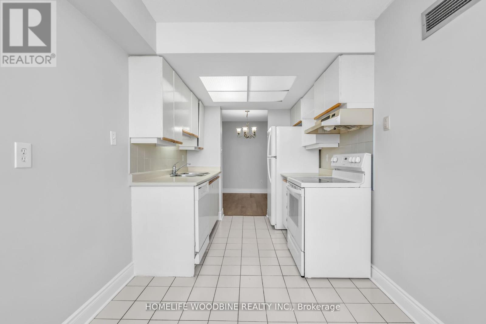 2101 - 30 Malta Avenue, Brampton, Ontario  L6Y 4S5 - Photo 16 - W12565916