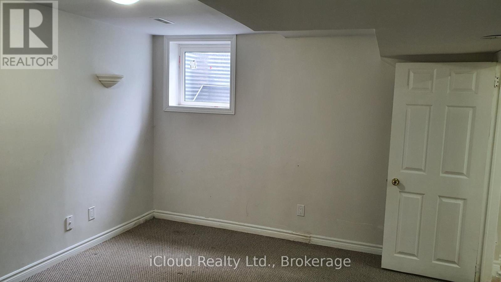 5 Inder Heights Drive, Brampton, Ontario  L6Z 3M4 - Photo 8 - W12565934