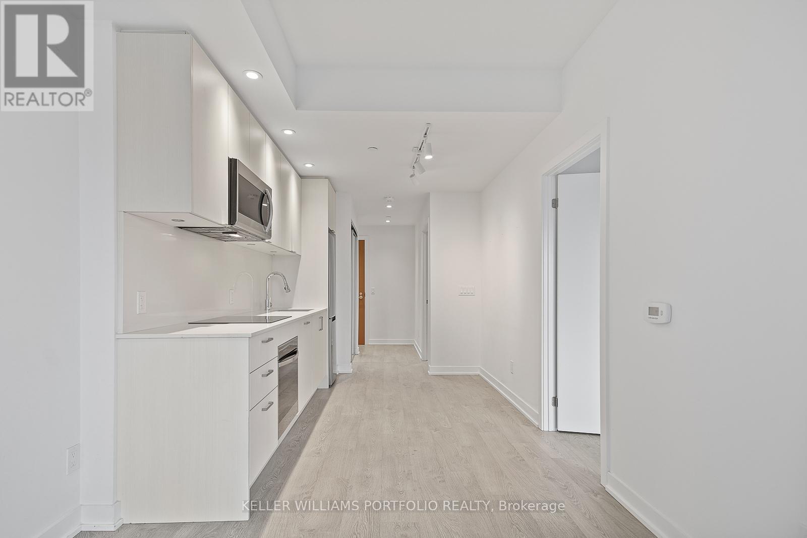 2103 - 1928 Lake Shore Boulevard W, Toronto, Ontario  M6S 0B1 - Photo 13 - W12565936