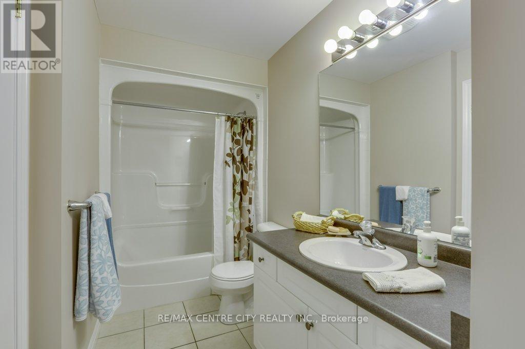 21 - 95 Capulet Lane, London North, Ontario  N6H 5V6 - Photo 10 - X12566004