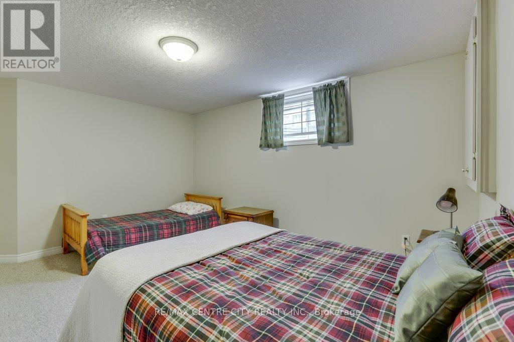21 - 95 Capulet Lane, London North, Ontario  N6H 5V6 - Photo 33 - X12566004