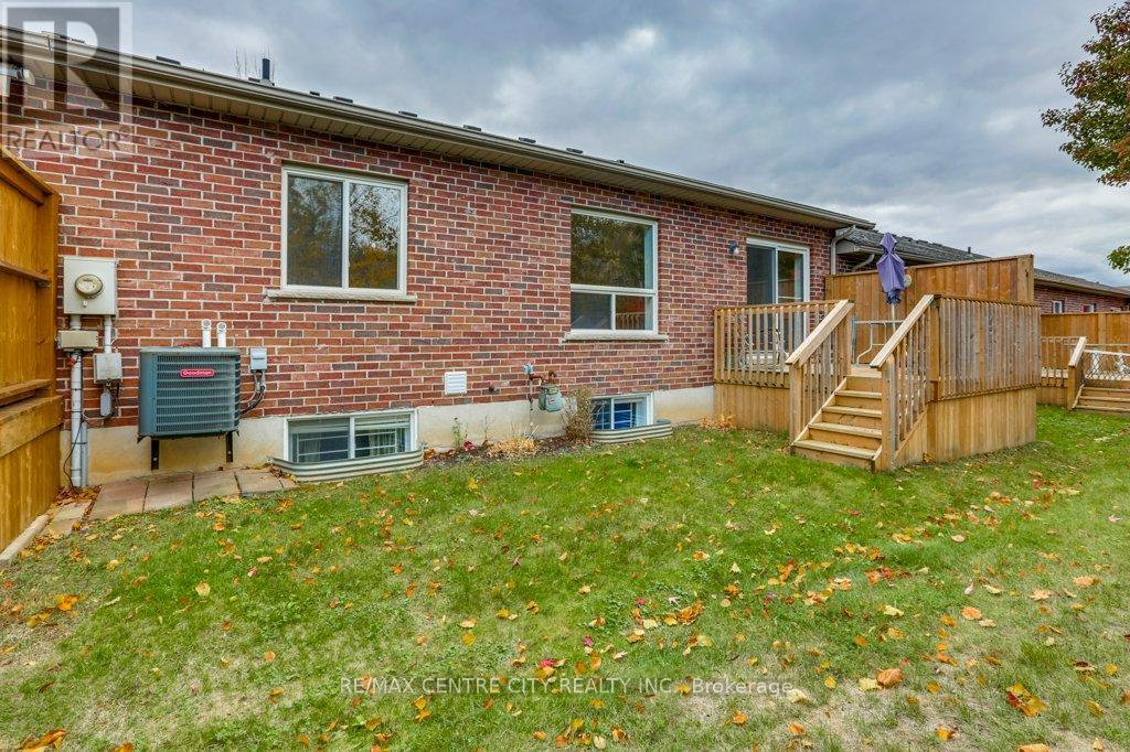 21 - 95 Capulet Lane, London North, Ontario  N6H 5V6 - Photo 39 - X12566004