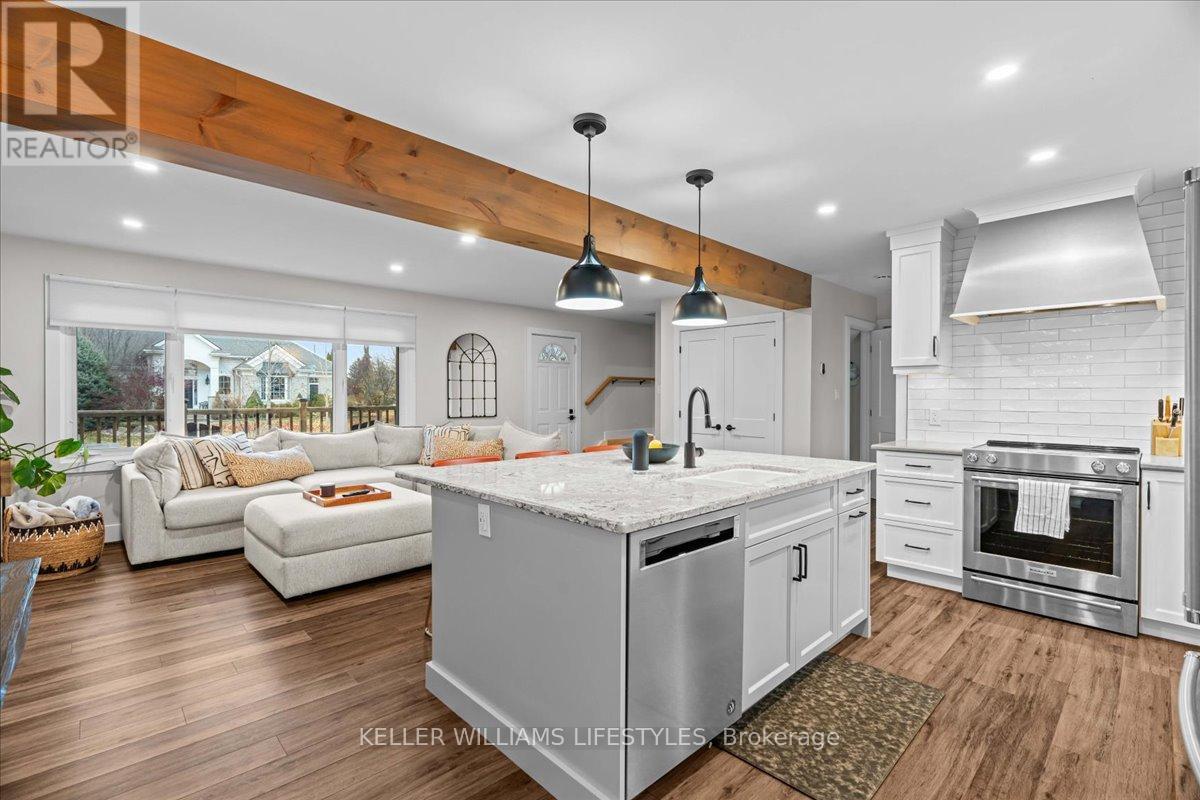 6925 Francis Street, Plympton-Wyoming, Ontario  N0N 1E0 - Photo 13 - X12566012