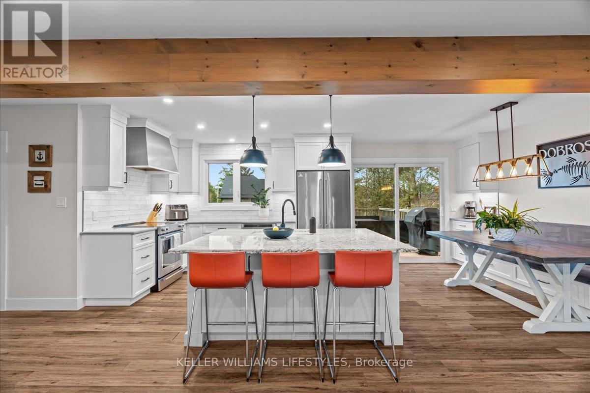 6925 Francis Street, Plympton-Wyoming, Ontario  N0N 1E0 - Photo 16 - X12566012