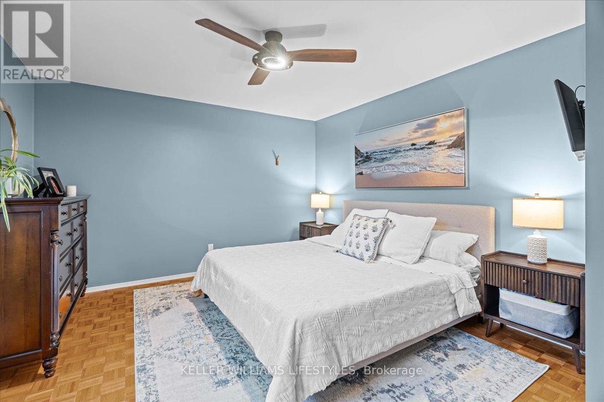 6925 Francis Street, Plympton-Wyoming, Ontario  N0N 1E0 - Photo 23 - X12566012