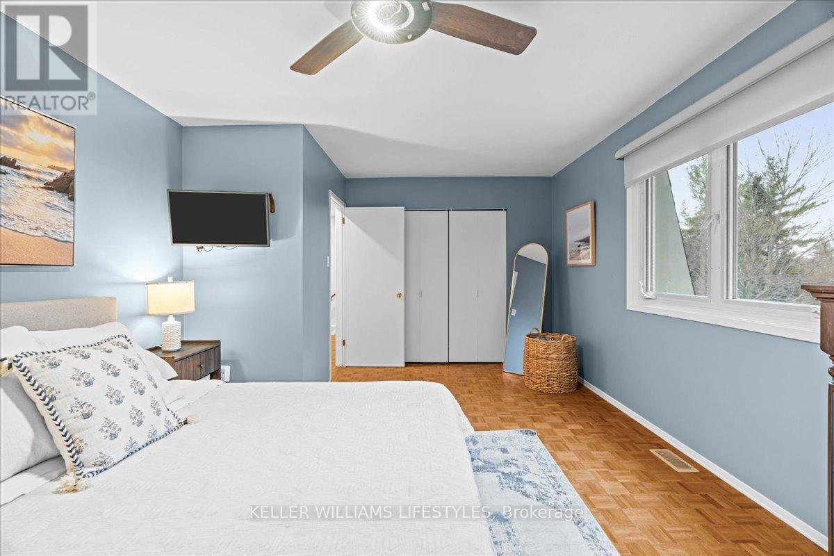 6925 Francis Street, Plympton-Wyoming, Ontario  N0N 1E0 - Photo 24 - X12566012