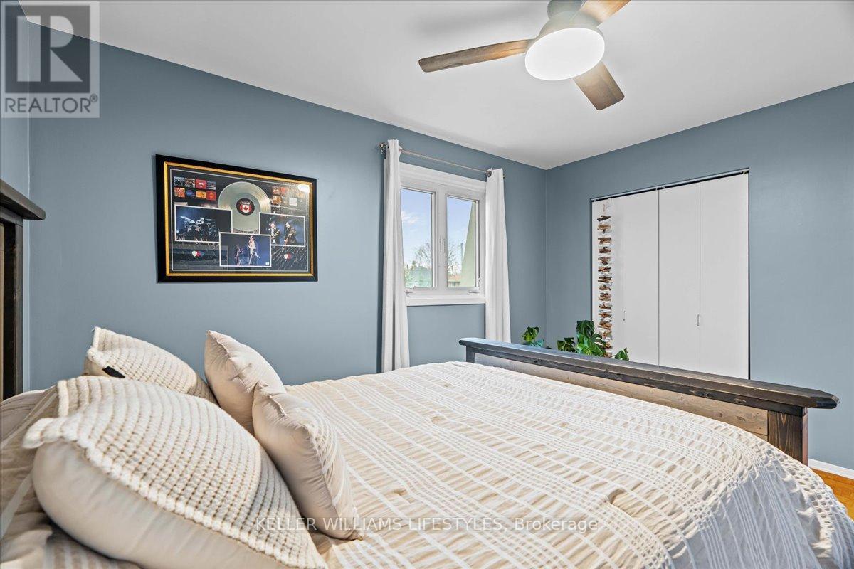 6925 Francis Street, Plympton-Wyoming, Ontario  N0N 1E0 - Photo 26 - X12566012