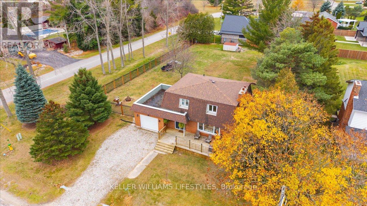6925 Francis Street, Plympton-Wyoming, Ontario  N0N 1E0 - Photo 43 - X12566012
