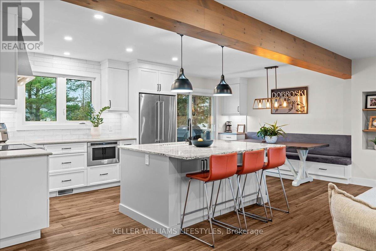 6925 Francis Street, Plympton-Wyoming, Ontario  N0N 1E0 - Photo 6 - X12566012