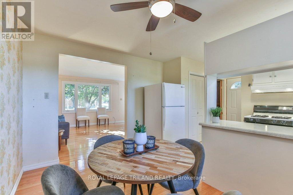 206 Admiral Drive, London East, Ontario  N5V 1H8 - Photo 22 - X12566052