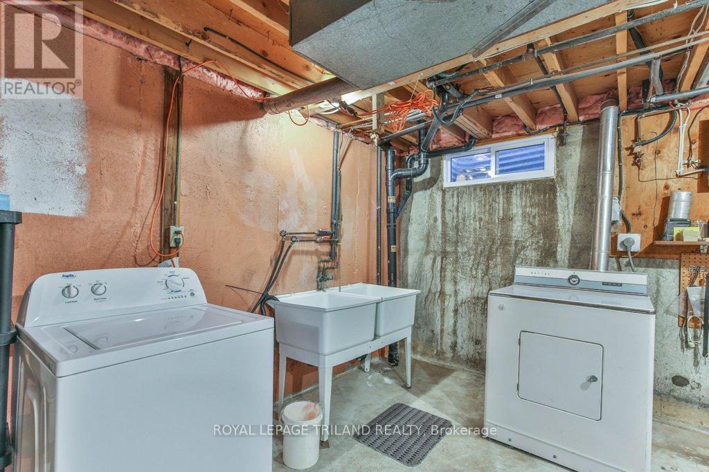 206 Admiral Drive, London East, Ontario  N5V 1H8 - Photo 35 - X12566052