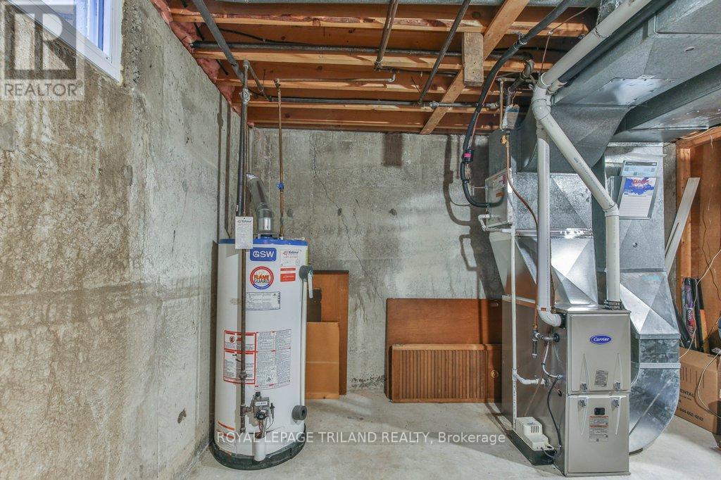 206 Admiral Drive, London East, Ontario  N5V 1H8 - Photo 36 - X12566052