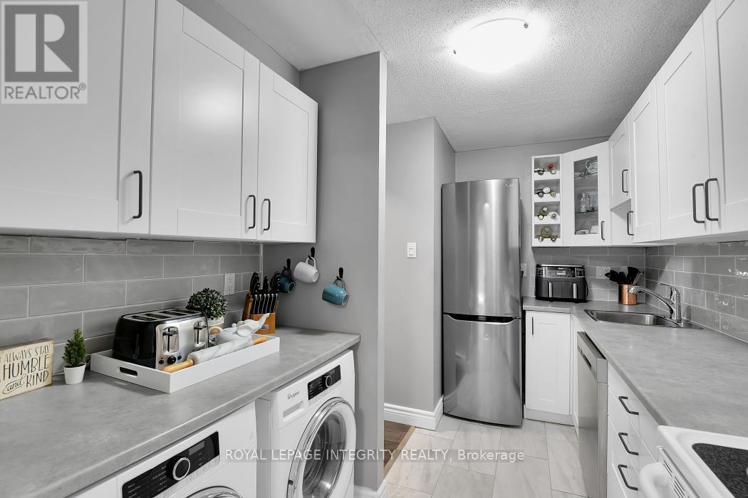 #6 - 20 Sweetbriar Circle, Ottawa, Ontario  K2J 2K4 - Photo 11 - X12565994