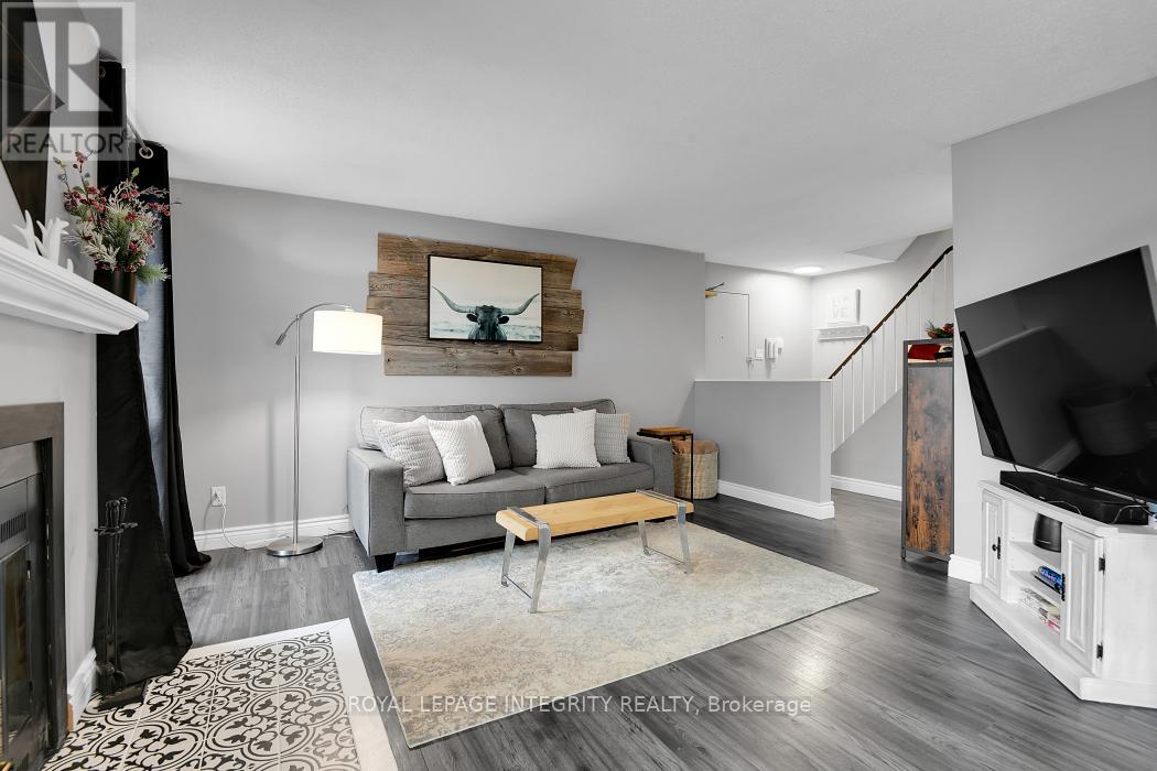 #6 - 20 Sweetbriar Circle, Ottawa, Ontario  K2J 2K4 - Photo 5 - X12565994