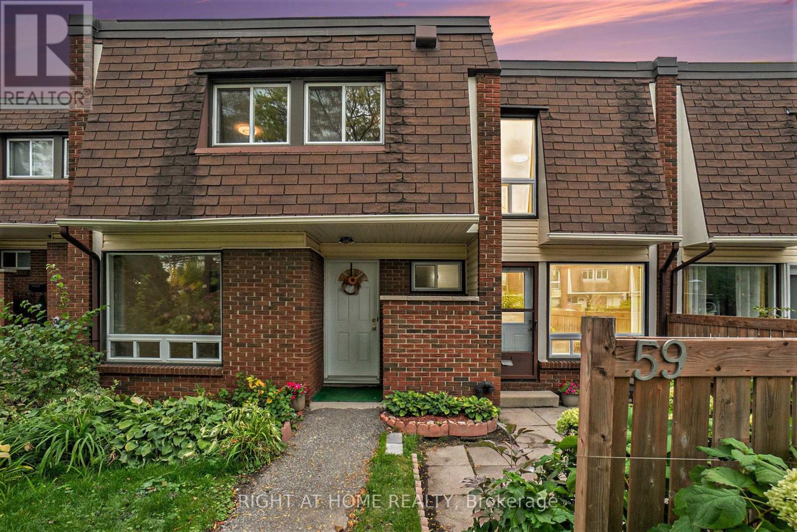 59 - 2939 FAIRLEA CRESCENT, Ottawa, Ontario