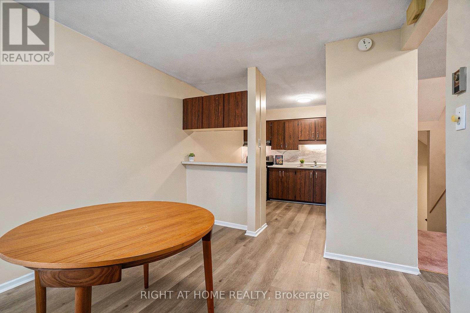 59 - 2939 Fairlea Crescent, Ottawa, Ontario  K1V 9A5 - Photo 6 - X12566038