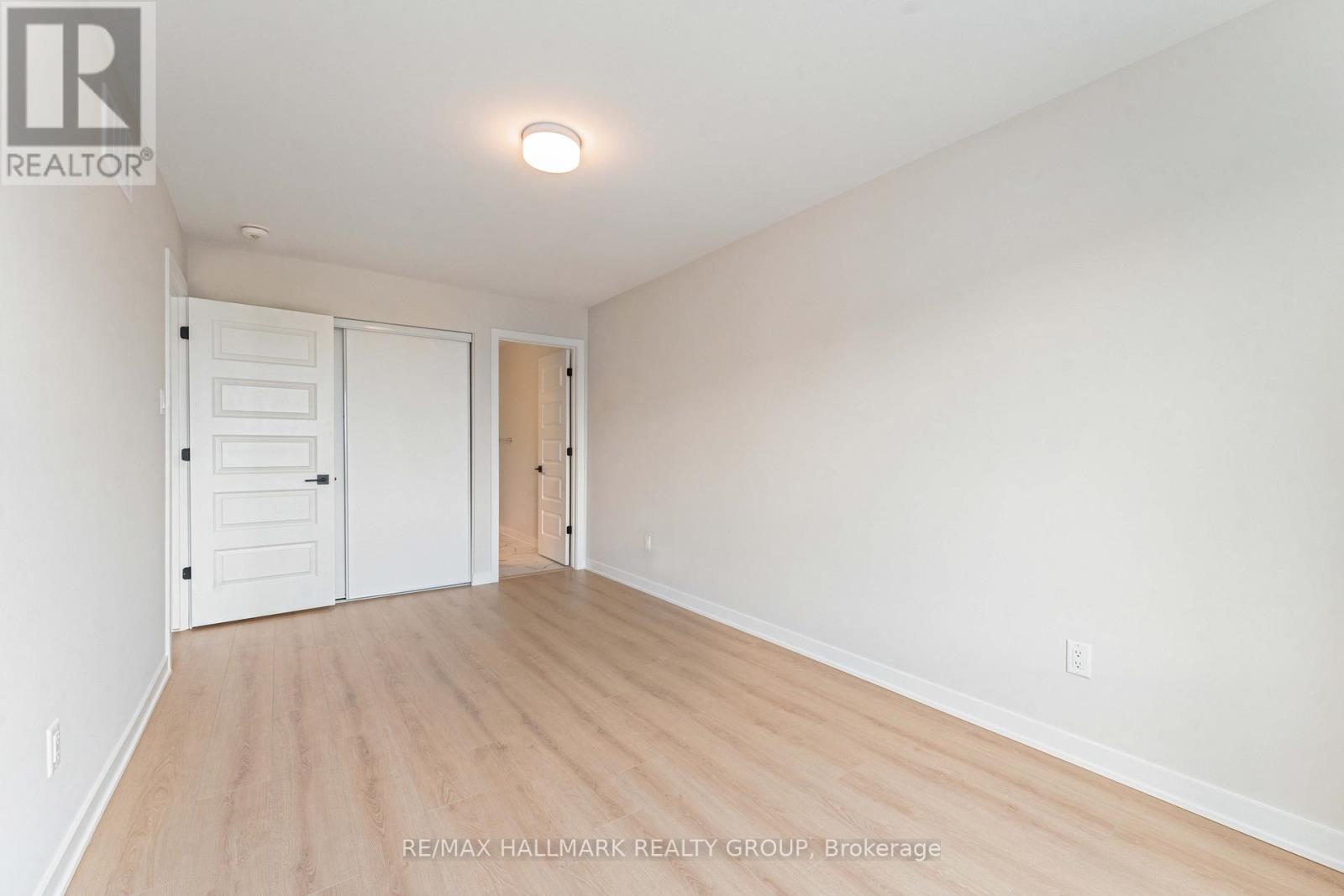 757 Kinstead Private, Ottawa, Ontario  K2S 3B3 - Photo 15 - X12566080