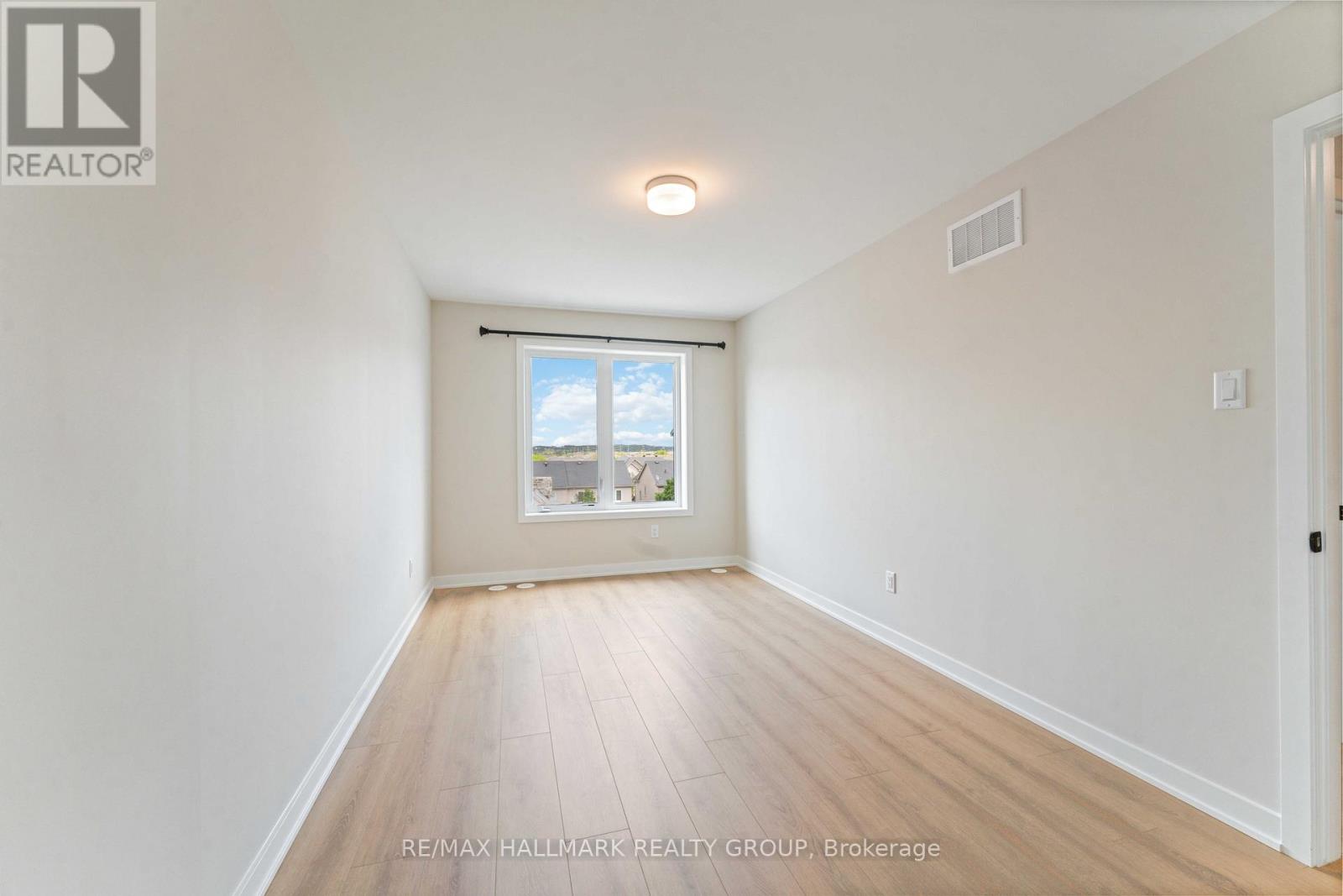 757 Kinstead Private, Ottawa, Ontario  K2S 3B3 - Photo 17 - X12566080